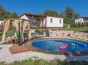 Holiday Park Jelovci | Tinjan