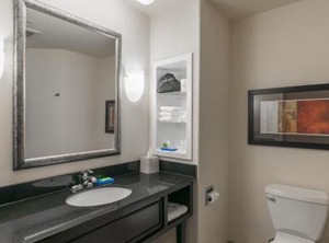 Holiday Inn Express Hotel Shawnee Ihg | Quail Creek