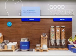 Holiday Inn Express Vancouver North Ihg Hotel | Pleasant Valley
