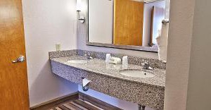 Holiday Inn Beach Island Ihg Hotel | Manahawkin