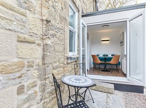 Host Stay The Blacksmiths | Warkworth