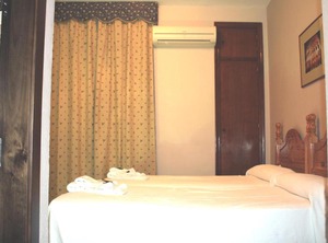 Hostal Carlos | La Linea de la Concepcion