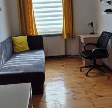 Hostel Pokój Ze Wspólną Łazienką Kuchnią | Srodmiescie