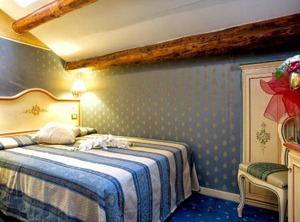 Hotel Conterie | Longa
