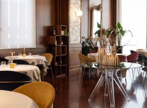Hotel | EUR