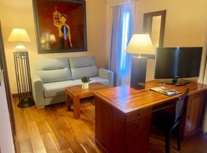 Hotel El Rancho | Torrecaballeros
