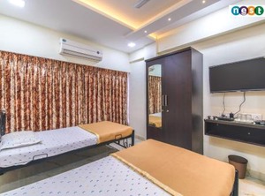 Oyo Hotel | Malad West