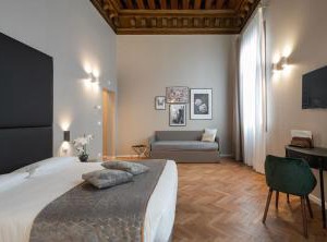 Hotel | Santa Croce