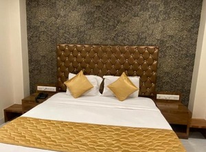 Oyo Hotel | Dharavi