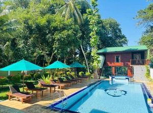 Hotel River | Debarawewa