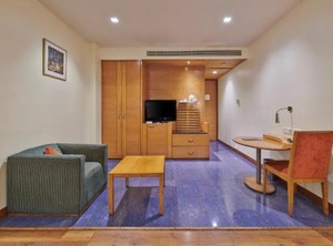 Hotel Estique | Central Pune