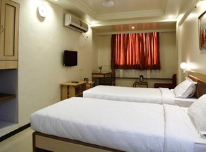 Hotel Suyash | Sadashiv Peth