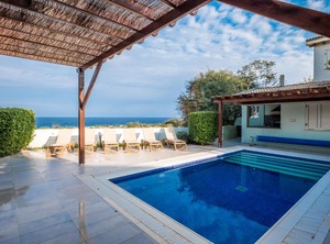 The Resort | Cape Greko
