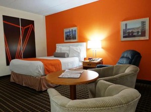 Howard Johnson | Tillsonburg