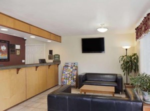 Howard Johnson | Southeast Salem