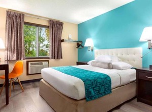 Howard Johnson | Waterloo