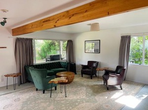 Howards Mountain Lodge | National Park Village