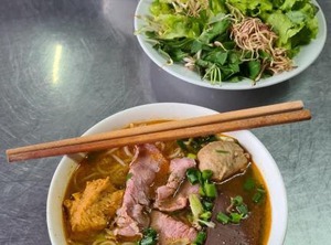 Chi Homestay | Hue City Centre