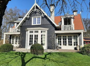 Huize Koempoelan | Naarden
