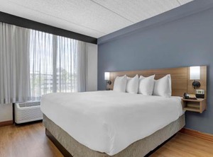 Hyatt Place | Greater Greenspoint