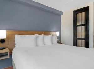 Hyatt Place | Greater Greenspoint