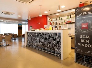 Ibis Montes Claros Shopping | Canelas