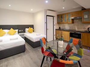 Earls Court | Lancaster Gate