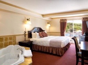Cozy Aparthotel The Of Dartmouth Internet Washing Machine | Fall River