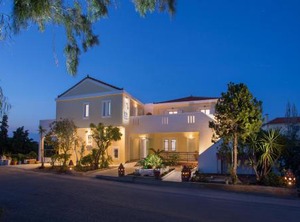 Iris Beach Hotel | Xifias