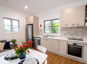 Island Cottages | Nelly Bay