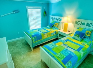 Island Escape | Holmes Beach
