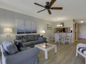 Jupiter Bay Beach Rental | Jupiter Bay