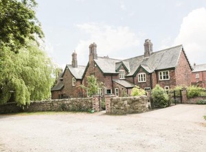 Cottage Newlands Farm | Alfreton