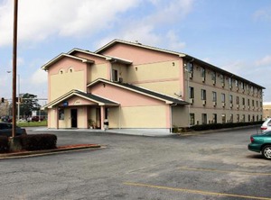 Knights Inn | Albany