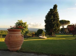 La Piazza Di San Donato | San Donato in Fronzano