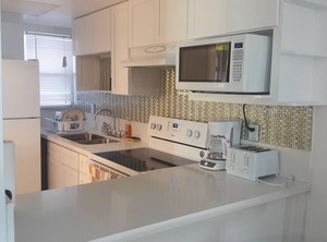 Lakeview Manor | Downtown