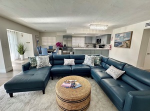 Oasis | Hendricks and Venice Isles