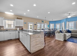 Shipwatch Villas North Topsail Beach | McCutcheon Field