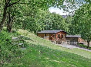 Accommodation Glossop | Charlesworth