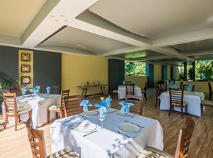 Beach Frontage Villa Rent | Boca de Tomatlan