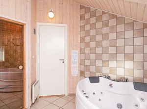 Holiday Humble | Ristinge