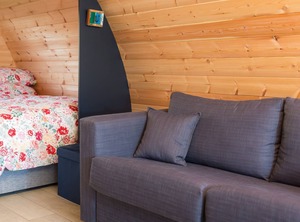 Pod County Clare | Broadford