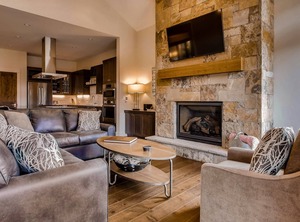 The Shores | Fairmount On The River
