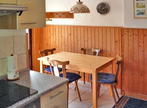 Cottage | Freest