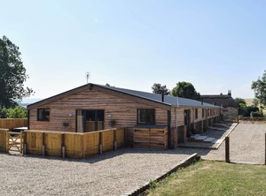Accommodation Newbridge Nr Yarmouth | Ningwood