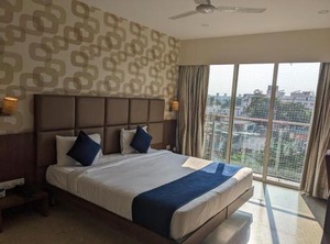 Magnus Star Residency | Mundhwa