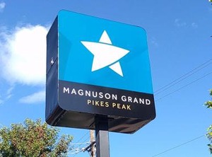 Magnuson Grand Pikes Peak | Manitou Springs