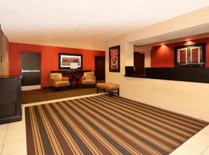 Wells Apartments St Chicago | Hillside