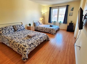 Homestay Kennedy Subway Station | Village at York University