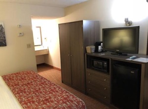 Princeton Manor Inn | Monmouth Junction